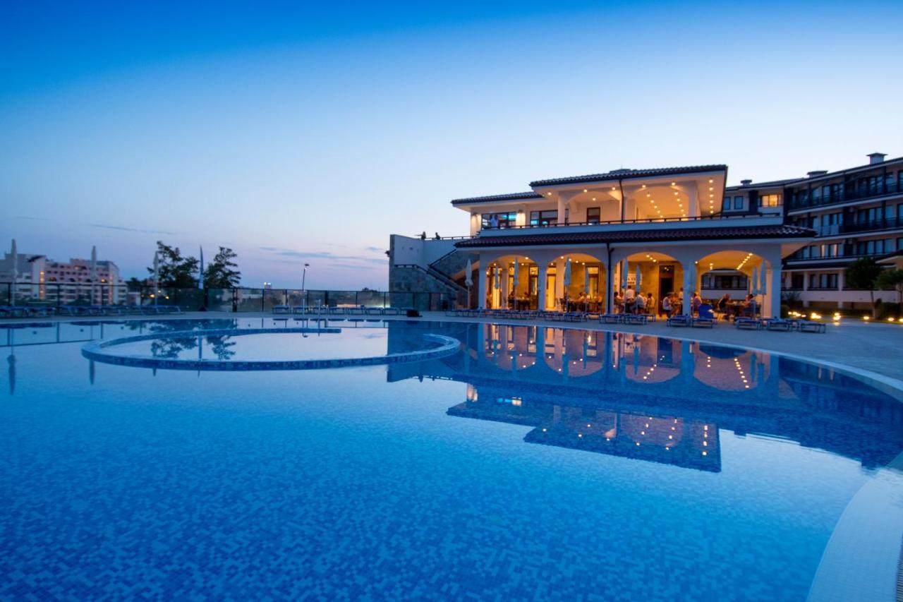Nevis & Aqua Park 4*