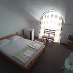 Zlatevi Guest House