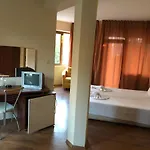 Karavel