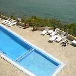 Coral Beach Apartment