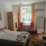 Top Location Near To City Center And Sea Garden