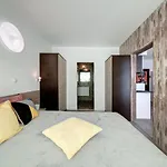 Seaside Luxury Apartment - Sarafovo