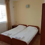 Zaliv Apartments House