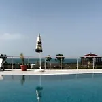 Seaview Dreamy Apartment With A Pool And Garden