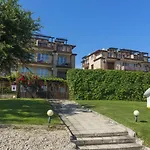 Zora Apartments