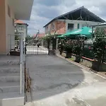 Къща За Гости Диана Дик