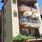 Guest House Ares
