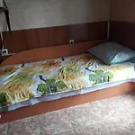 Апартамент За Нощувки В Удобство---- В Центъра На Бургас Зад Новата Поща