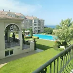 Студио Atia Resort