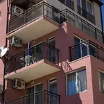 Central Couple Studio