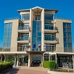 Menada Sozopol Apartments