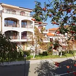 Lovely Apartment In Peaceful Family Spa Resort Near To Nesebar