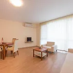 Gt Riviera Fort Beach Apartments
