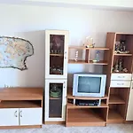 Friendly Sea Apartment In Sinemorets