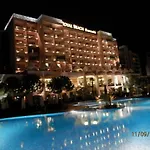 Spacious Studio In 5-Star Hotel Complex 