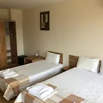 Guest House Yug