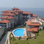 Апартамент С Фронтална Гледка Море