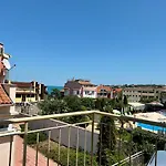 Private One-Bedroom Apartment With Balcony In Sozopol By Flat Mаnаger
