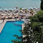 Beachfront Apartments By Marty'S