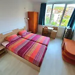 Sveti Vlas Marina Beach Apartment - Vega Village