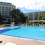 Menada Admiral Plaza Apartaments