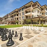 M1 Pool And Beach View Apartment