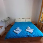 Central, 1 Bed Apt, 3* Yassen