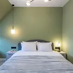 Verde Apartment