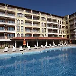 One Bedroom Apartment With Pool View