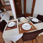 Central, 1 Bed Apt, 3* Yassen