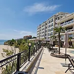 Onyx Private Apartments