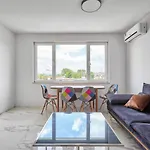 Sunny Seaside Retreat 2Bd Apartment In Nesebar By Flat Mаnаger