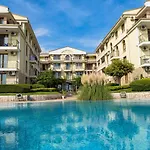 Royal Bay - Private Apartment - Bsr - 3