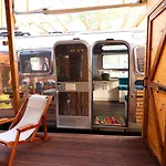 Luxury Vintage Airstream Rv/Caravan Retro Charm Meets Comfort