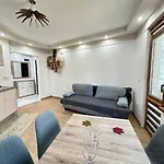 Apartament Deluxe Karina-Free Parking