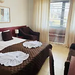 Family Hotel Yalta Свети Влас