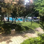 Yassen 2 Room Apartment Near Sea With Poolview