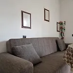 Zoya Apartment