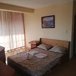 Стаи Лилия 18