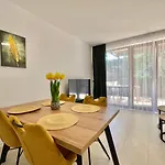 Lighthouse - Private Apartment - Bsr - 3