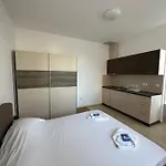 Airbnb Sea Diamond