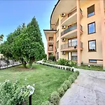 Panorama Dreams - Menada Apartments