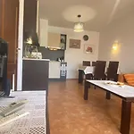 Bratanov Summer Apartment
