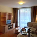 Family Apartament Marina-Bastet Bs