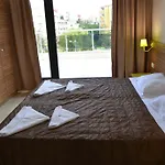 Tm Deluxe Hotel