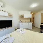 Horizon 11 'Б' Studio Sveti Vlas