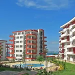 Marina And Panorama Apartments