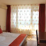 Aurelia Beach Complex
