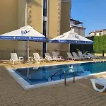 Horizon Katrina Apartments - Sea Line & Beach Access