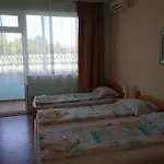 Стаи За Гости Нептун